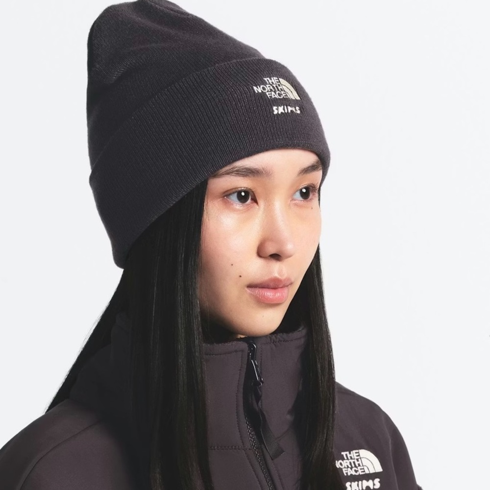 SKIMS X NORTHFACE beanie